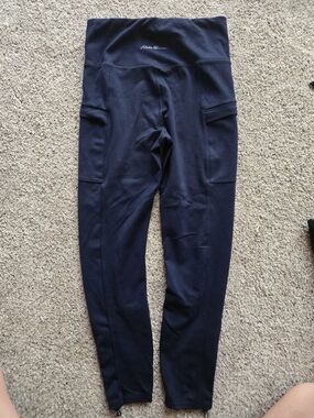 Eddie Bauer High-Waist Cargo Leggings